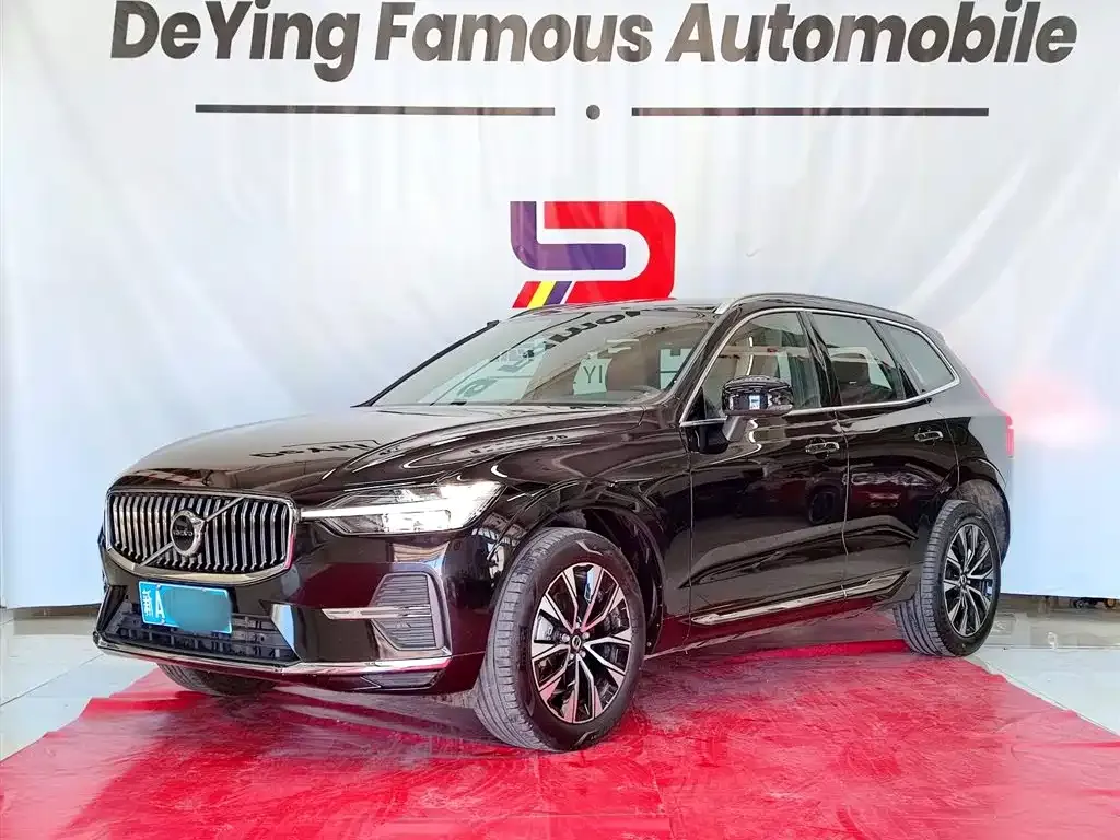Volvo XC60 2024 из CN, фото 1