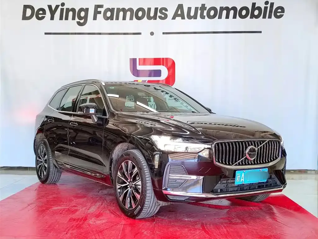 Volvo XC60 2024 из CN, фото 3