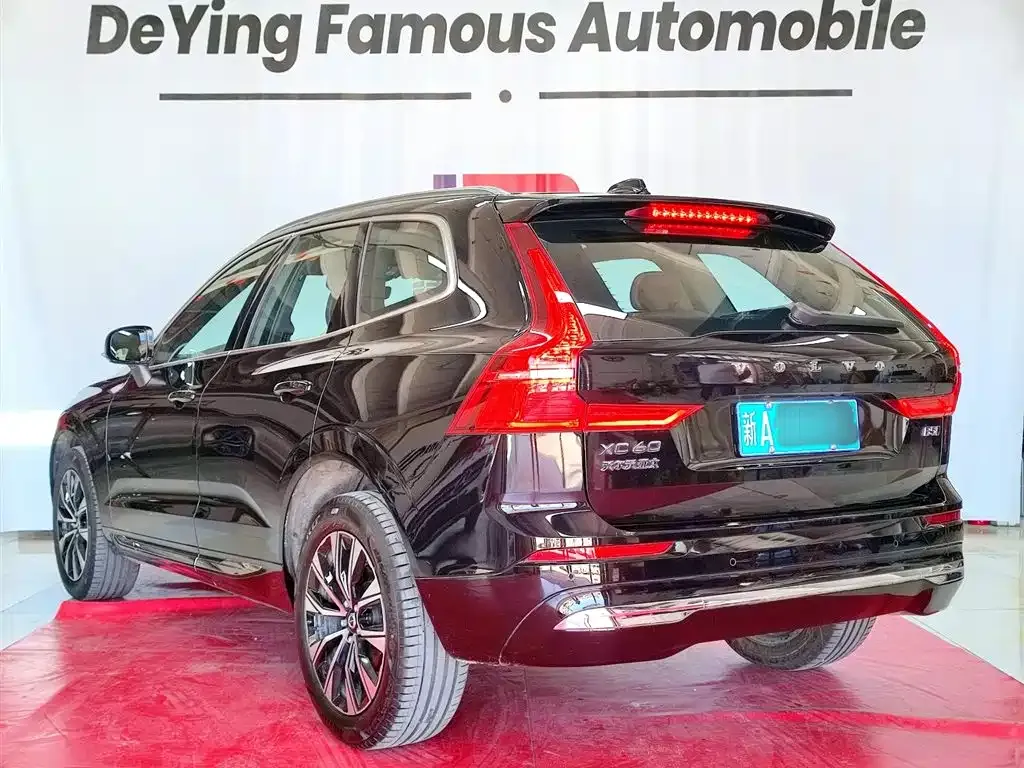 Volvo XC60 2024 из CN, фото 6