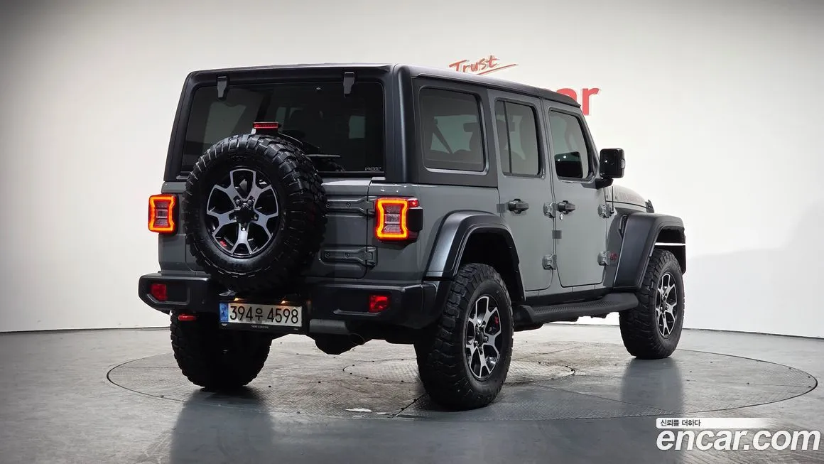Jeep Wrangler — фото 2