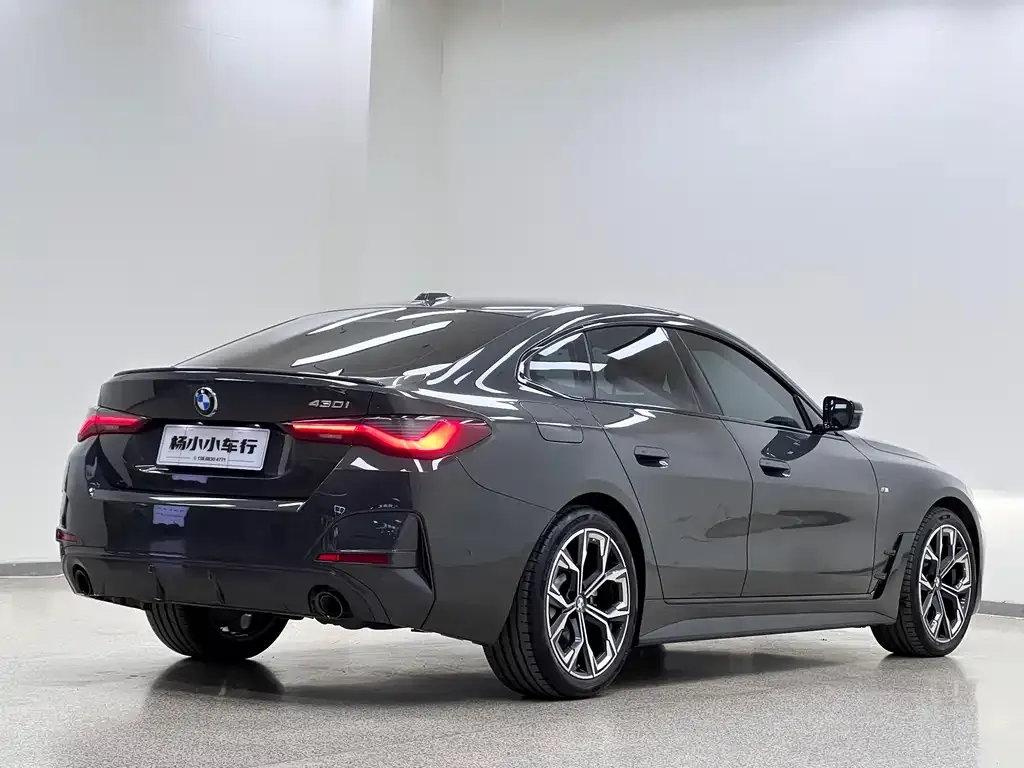 BMW 4 Series 2023 из CN, фото 7