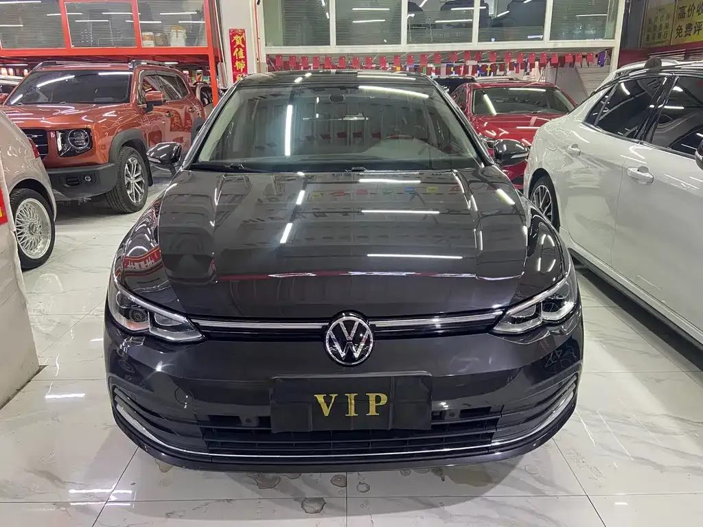 Volkswagen Golf 2021 из CN, фото 2