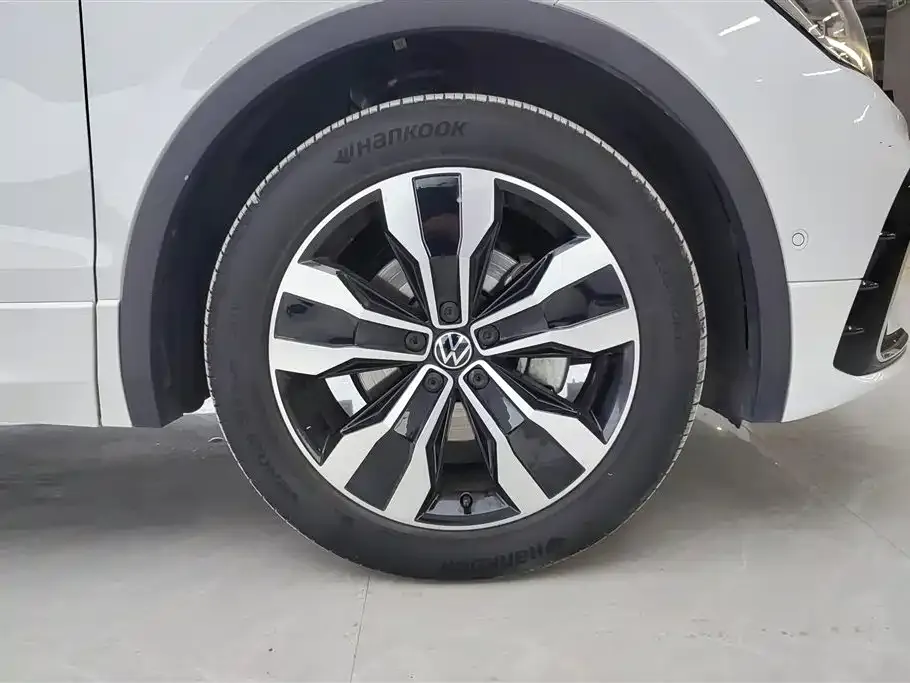 Volkswagen Tiguan L 2022 из CN, фото 6