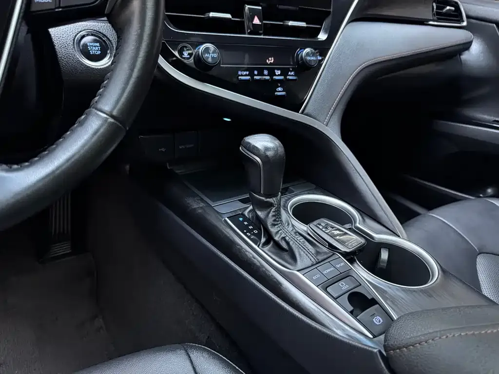 Toyota Camry 2021 из CN, фото 10