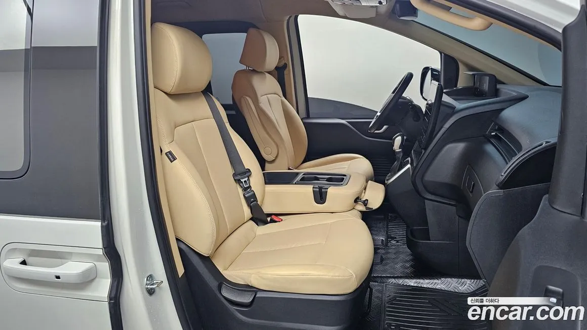 Hyundai Staria — фото 10