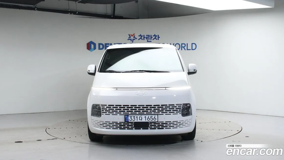 Hyundai Staria — фото 3