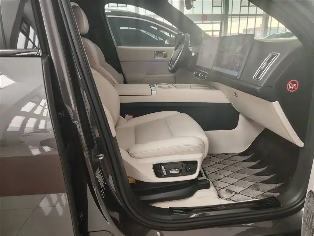 Li Auto L7 2023 из CN, фото 2