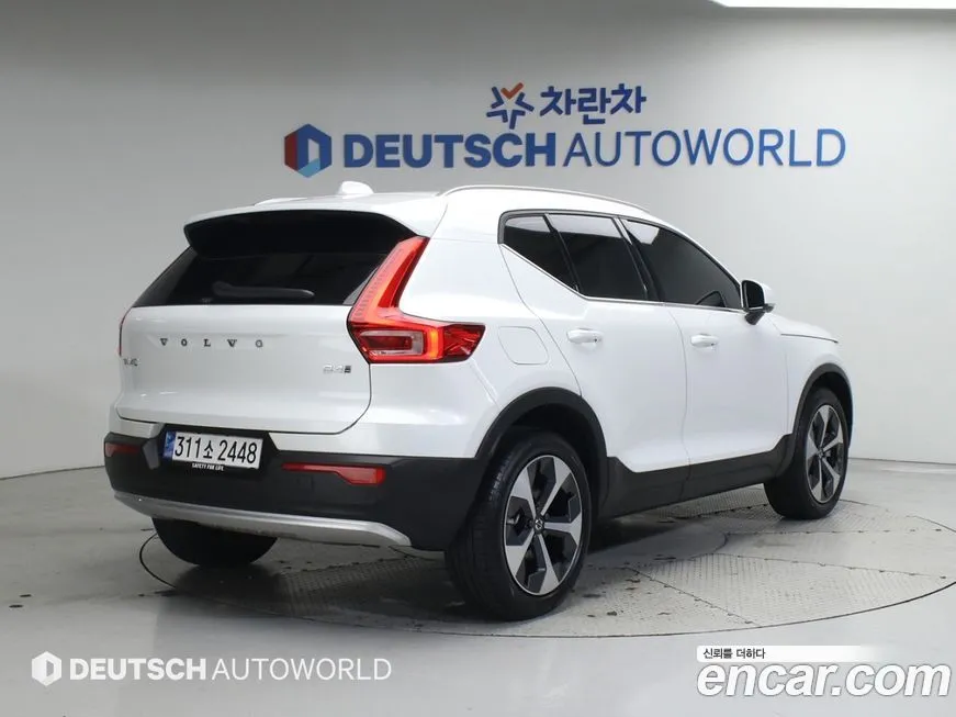 Volvo XC40 2024 из KR, фото 2