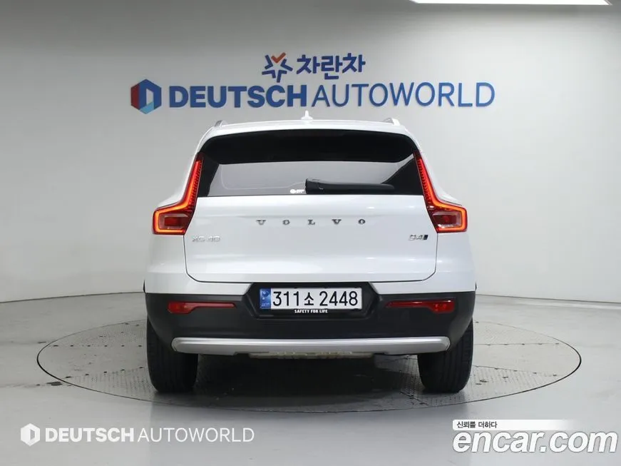 Volvo XC40 2024 из KR, фото 4