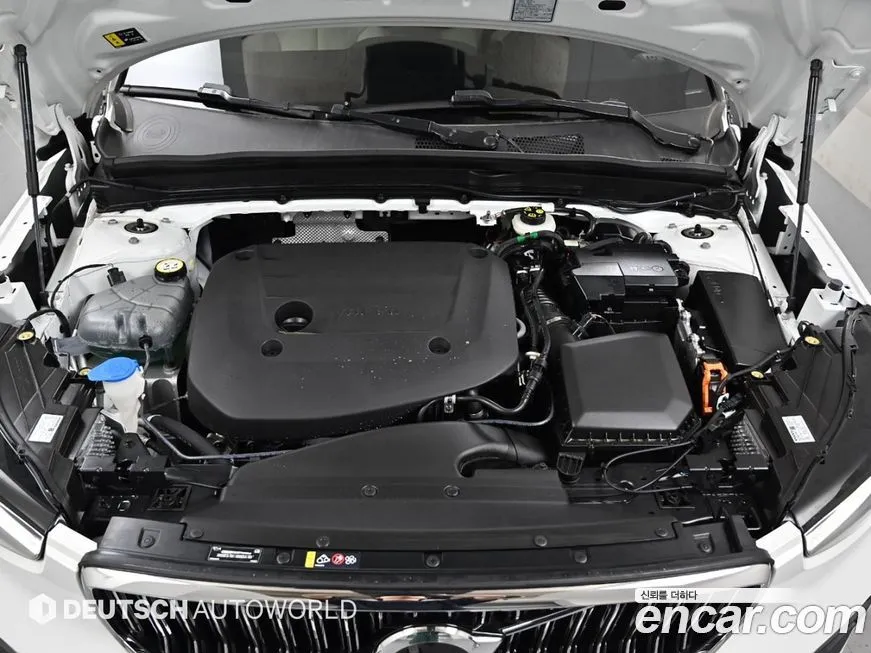 Volvo XC40 2024 из KR, фото 6