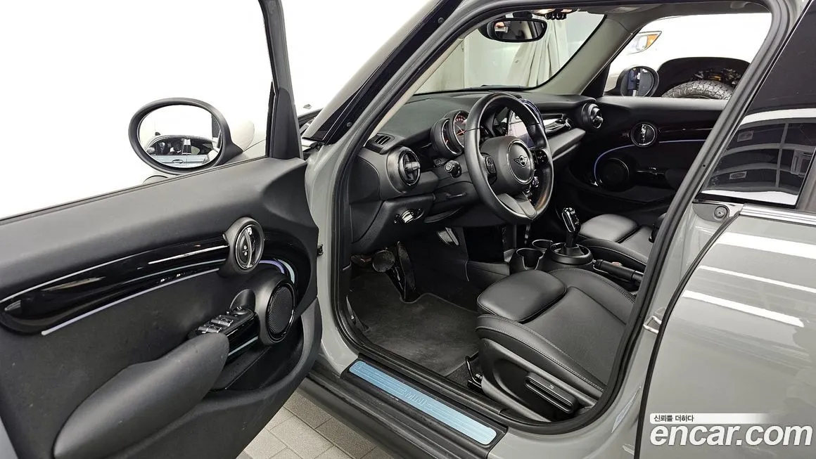 Mini Cooper 2022 из KR, фото 10