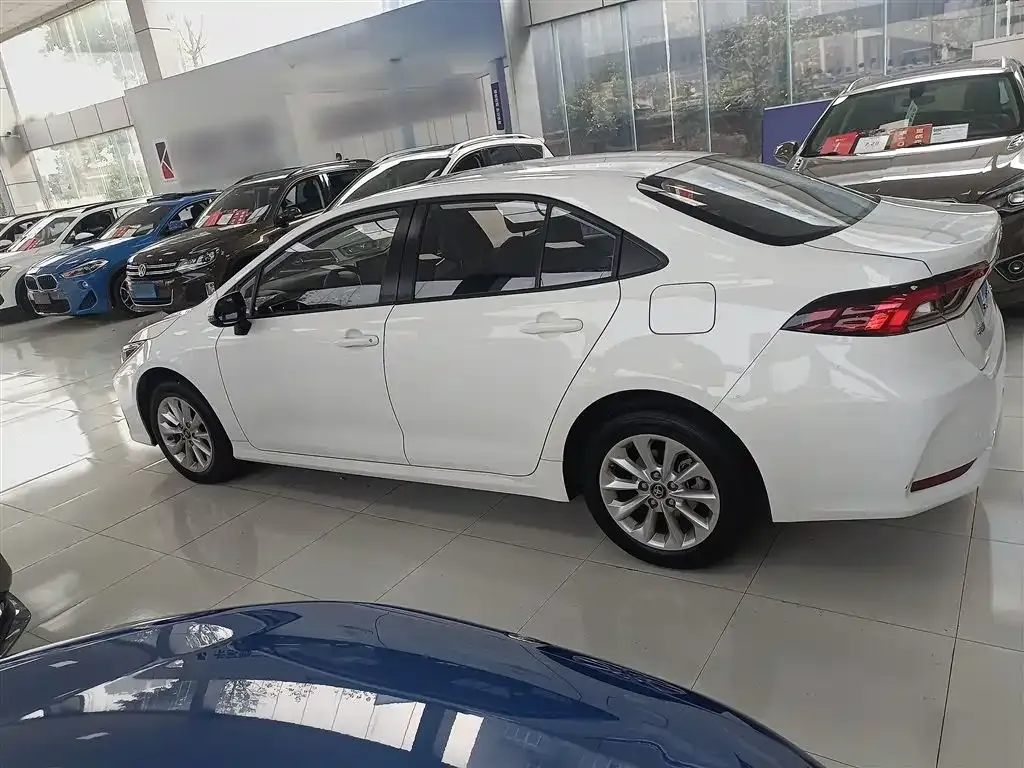 Toyota Corolla 2021 из CN, фото 5