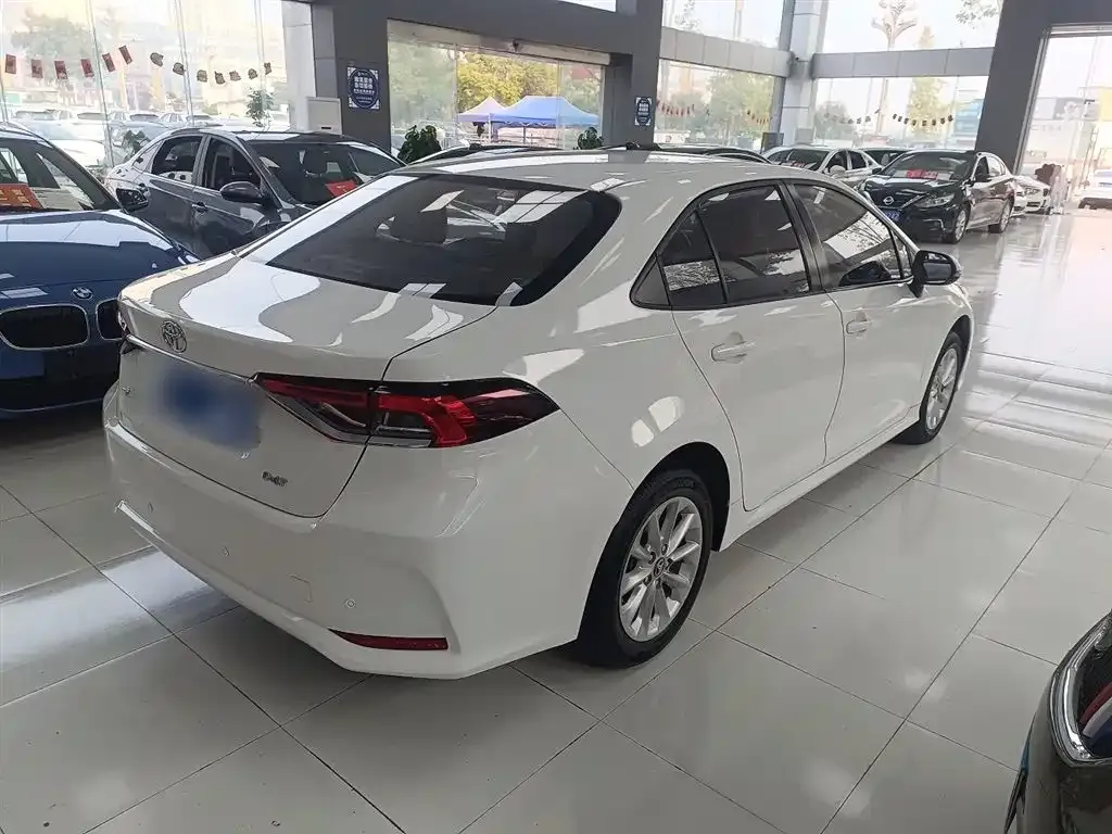 Toyota Corolla 2021 из CN, фото 7