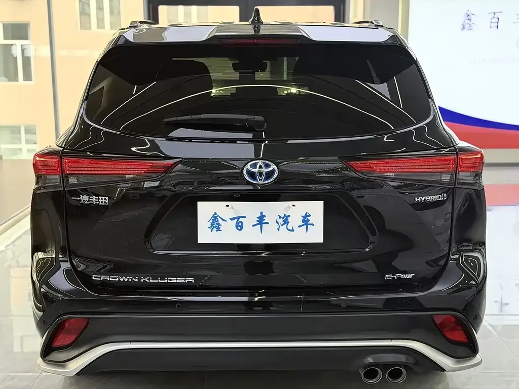 Toyota Crown Kluger 2022 из CN, фото 9