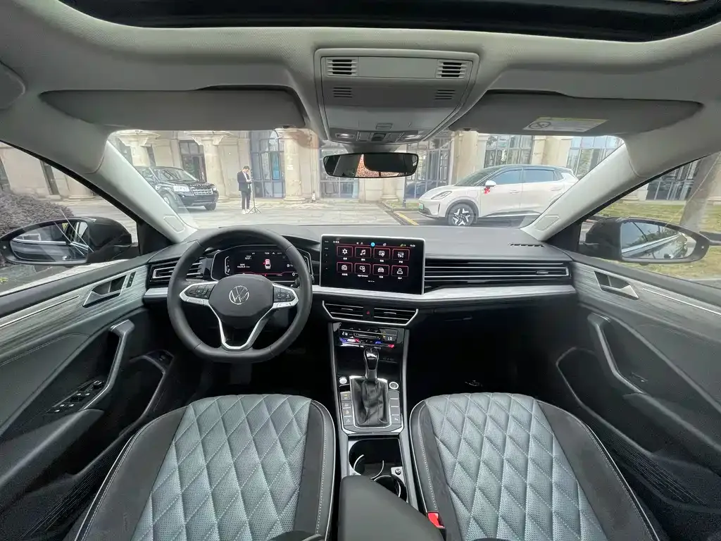 Volkswagen Sagitar 2024 из CN, фото 4