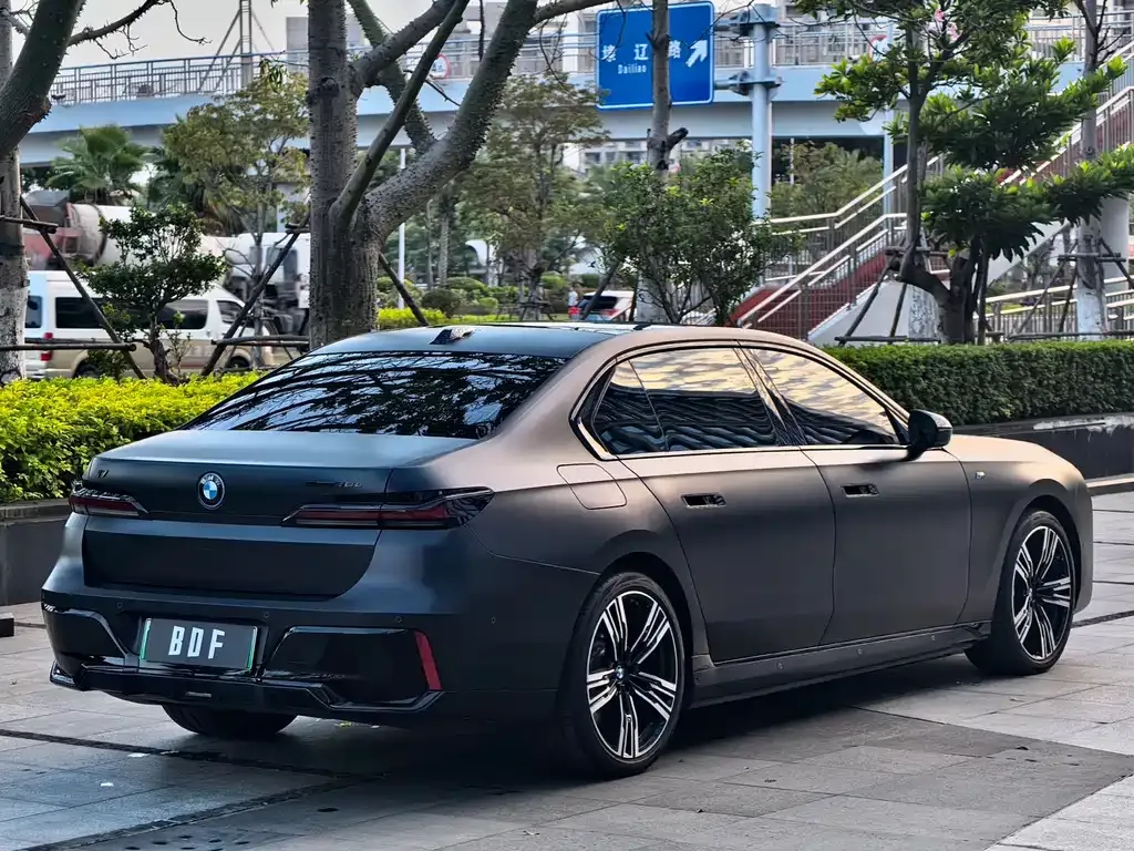 BMW i7 2025 из CN, фото 4