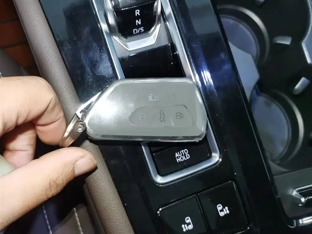 Volkswagen Viloran 2023 из CN, фото 9