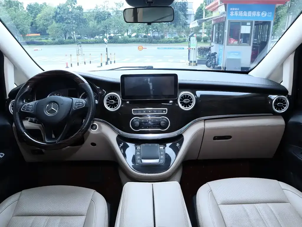 Mercedes-Benz Vito 2021 из CN, фото 4