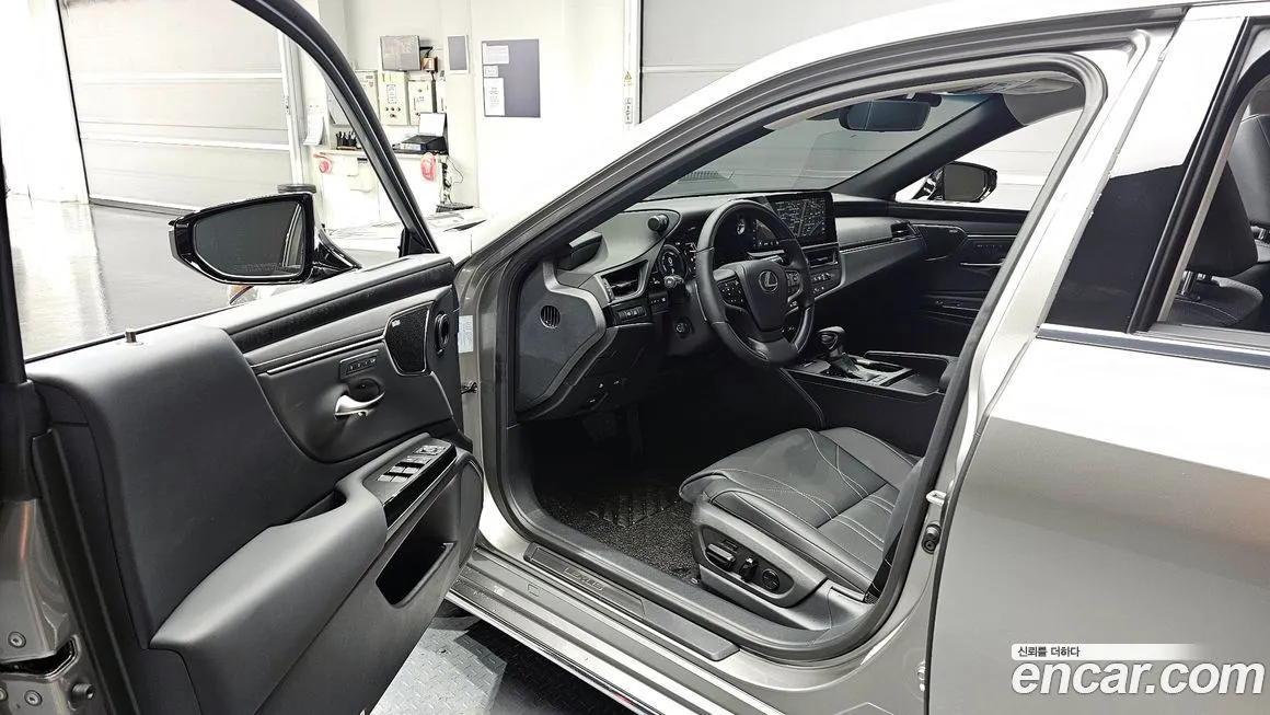 Lexus ES 2026 из KR, фото 10