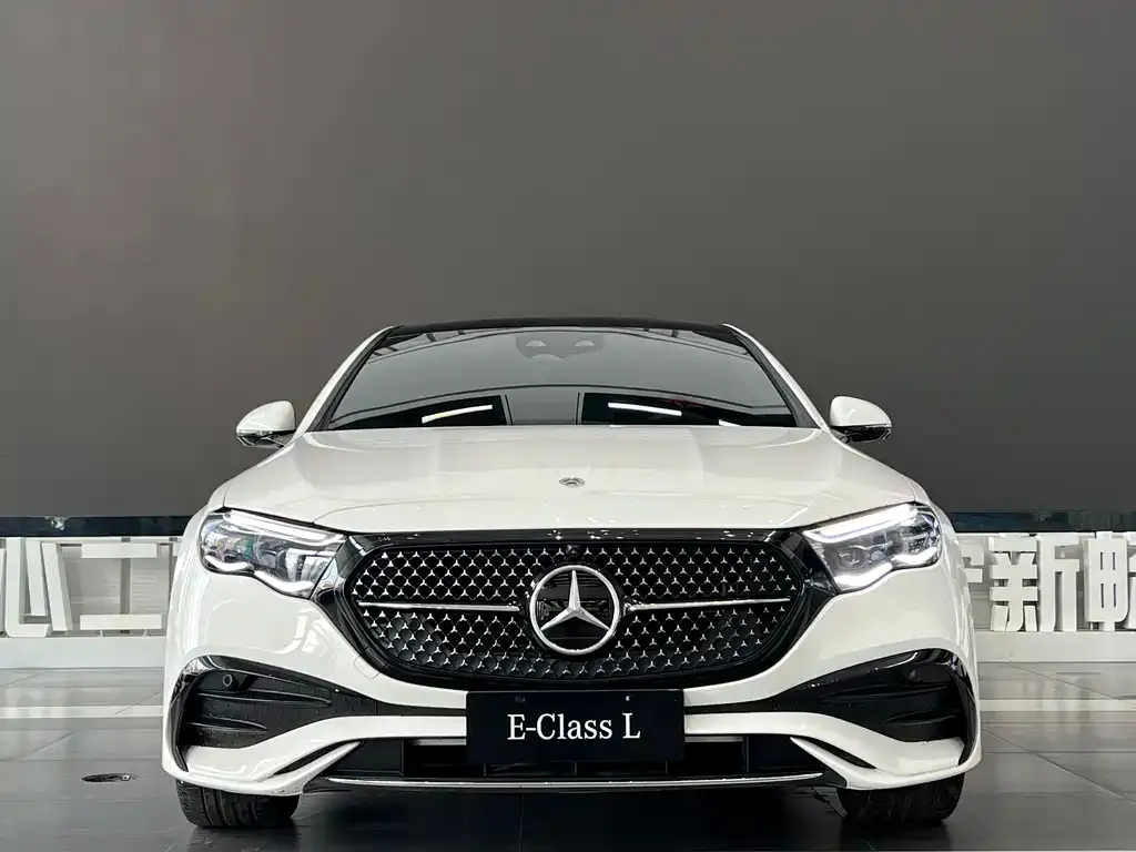 Mercedes-Benz E-Class 2024 из CN, фото 2