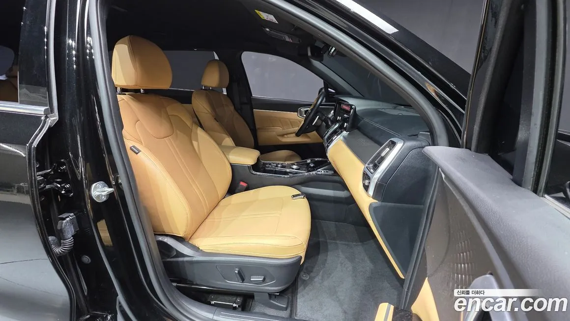 Kia Sorento — фото 10