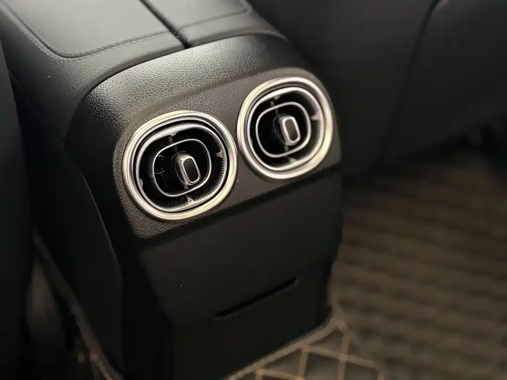 Mercedes-Benz C-Class 2022 из CN, фото 10