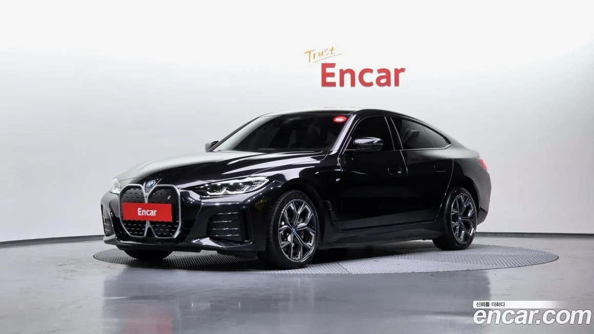 BMW i4 2022 из KR, фото 1