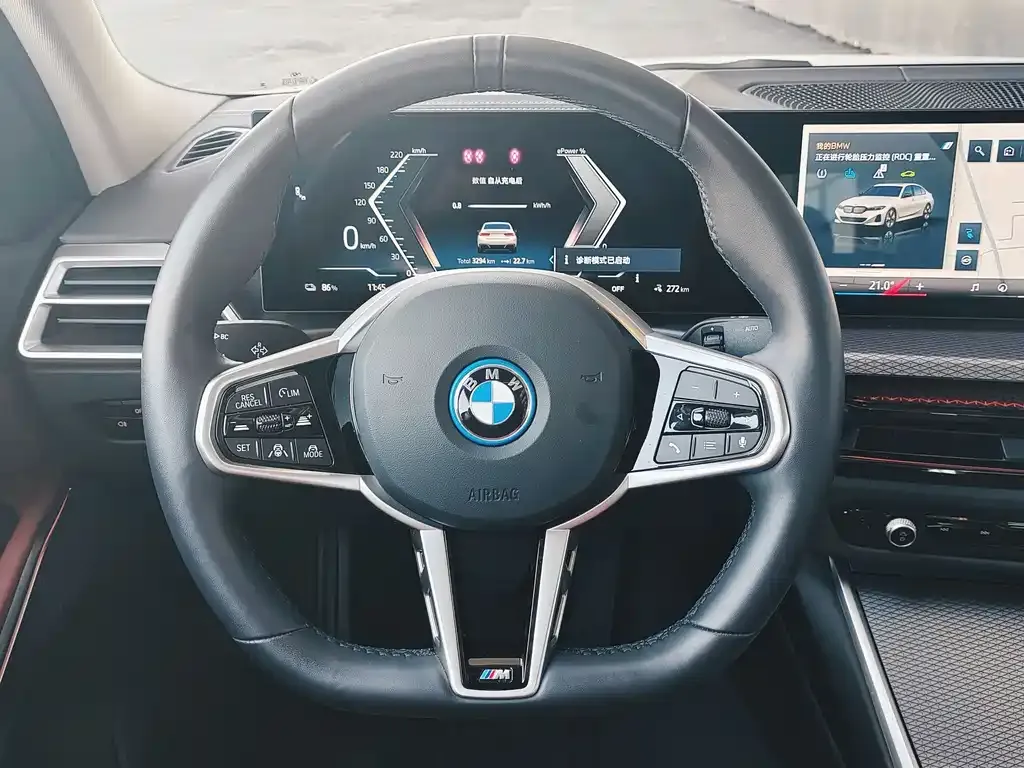 BMW i3 — фото 8
