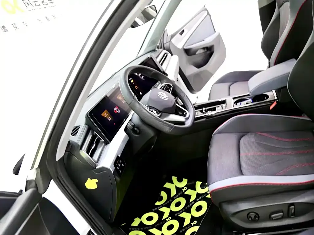 Volkswagen Lamando 2024 из CN, фото 6