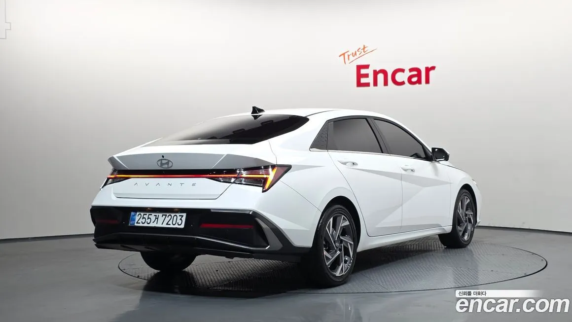 Hyundai AVANTE — фото 2