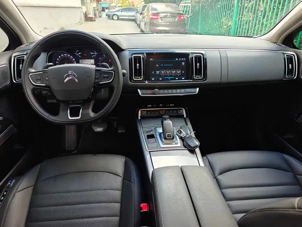 Citroen C6 2022 из CN, фото 4