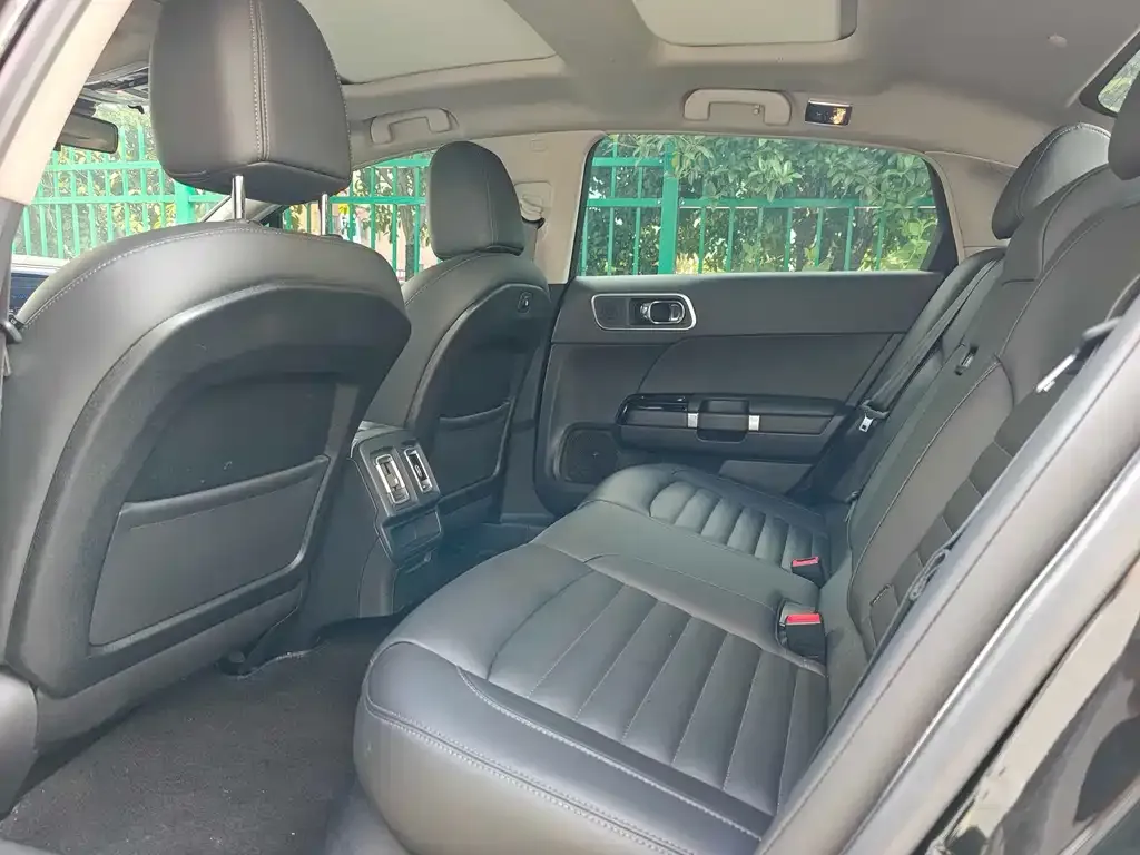 Citroen C6 2022 из CN, фото 6