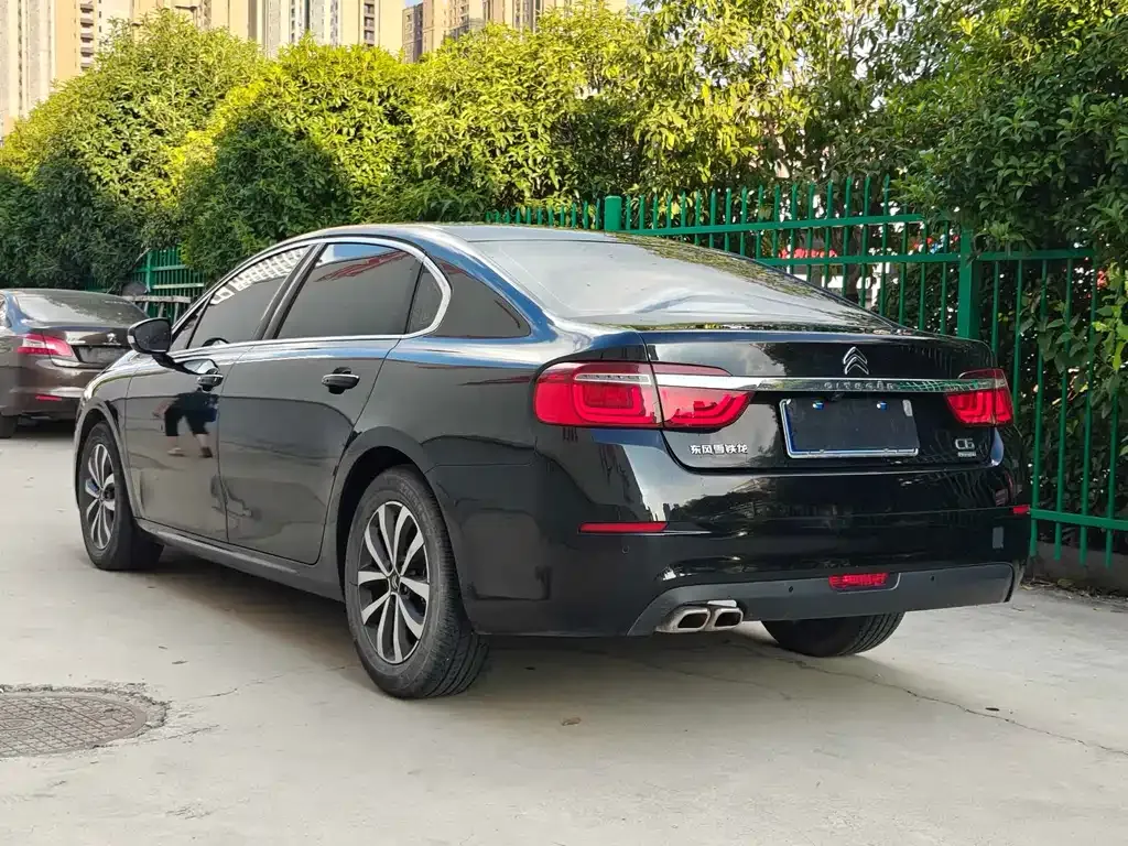 Citroen C6 2022 из CN, фото 9