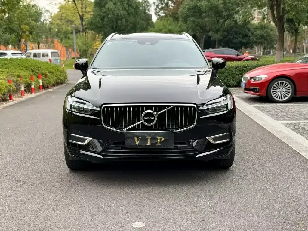 Volvo XC60 2021 из CN, фото 3