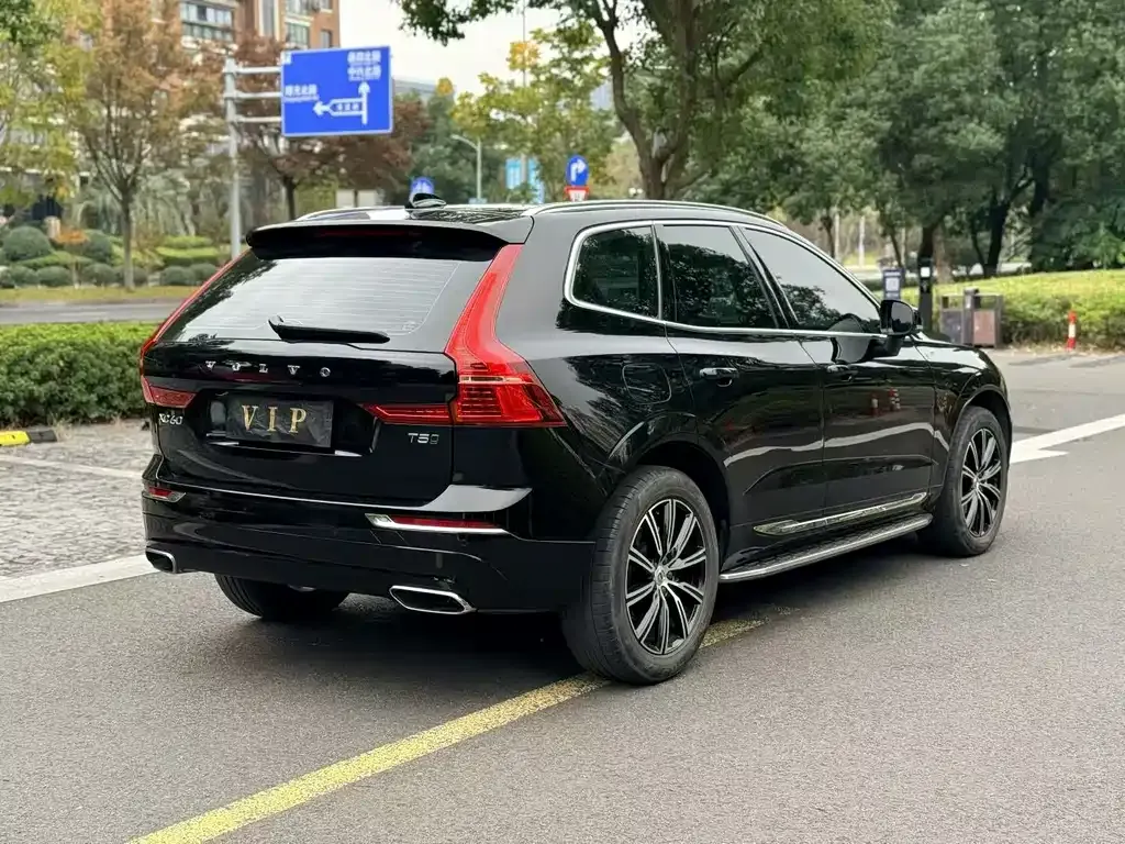 Volvo XC60 2021 из CN, фото 7