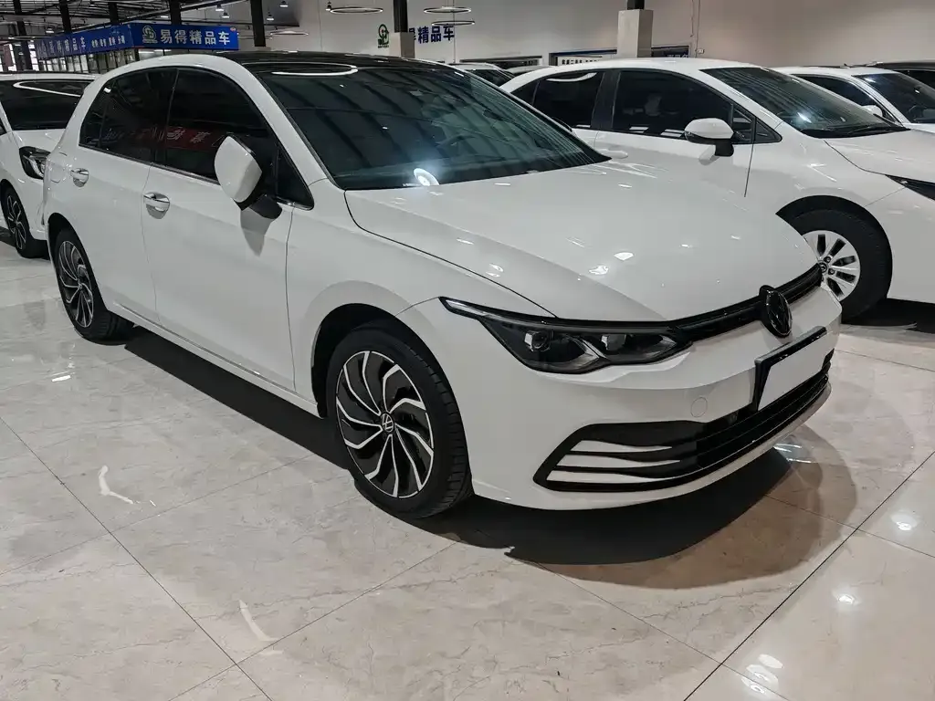 Volkswagen Golf 2022 из CN, фото 3