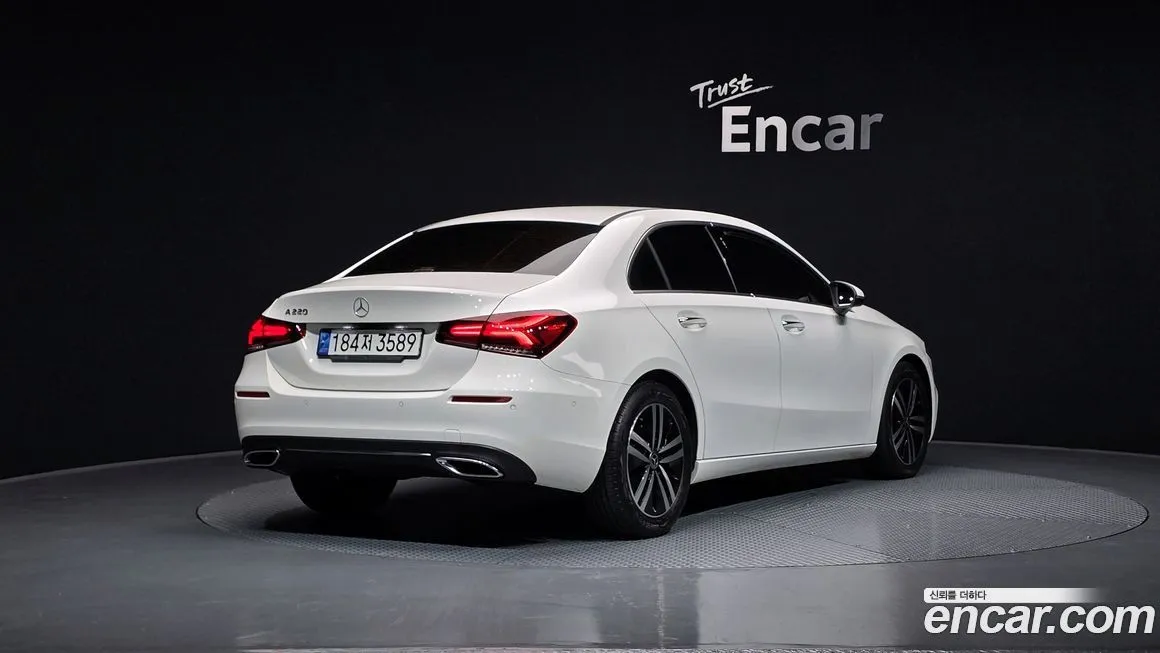 Mercedes-Benz A-Class 2023 из KR, фото 2