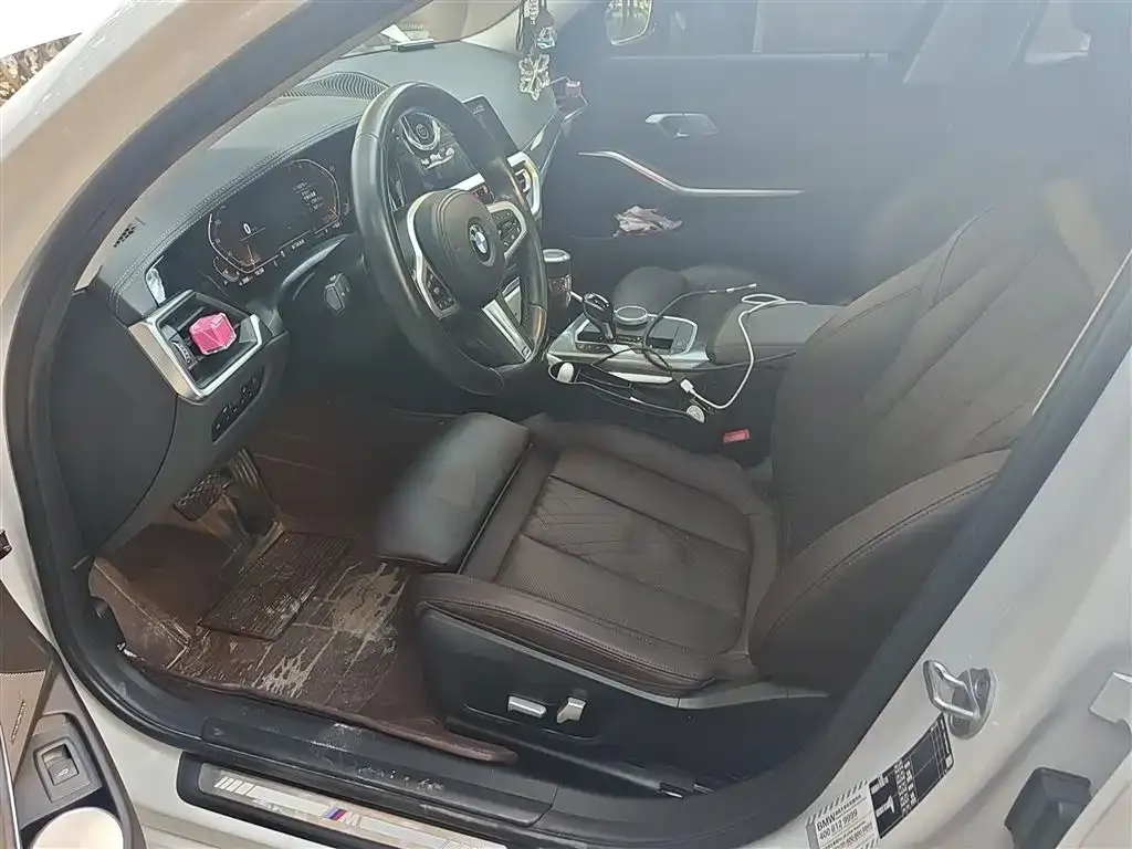 BMW 3 Series 2022 из CN, фото 8