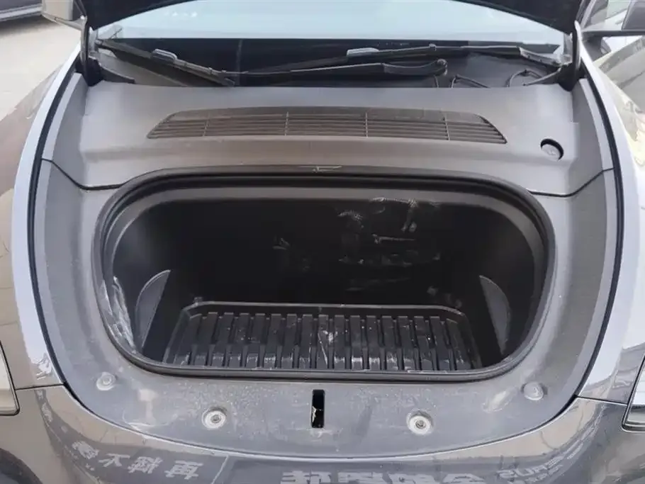 Tesla Model Y 2024 из CN, фото 10