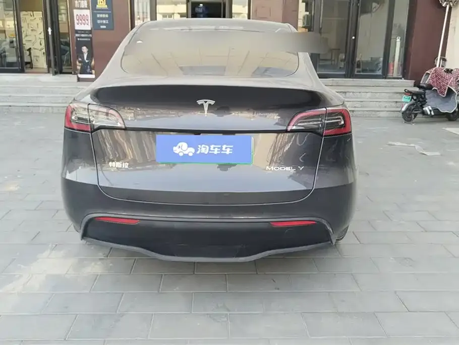 Tesla Model Y 2024 из CN, фото 4