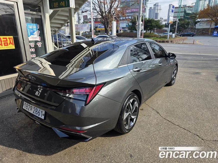 Hyundai AVANTE — фото 4