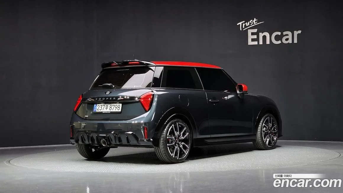 Mini Cooper 2025 из KR, фото 2