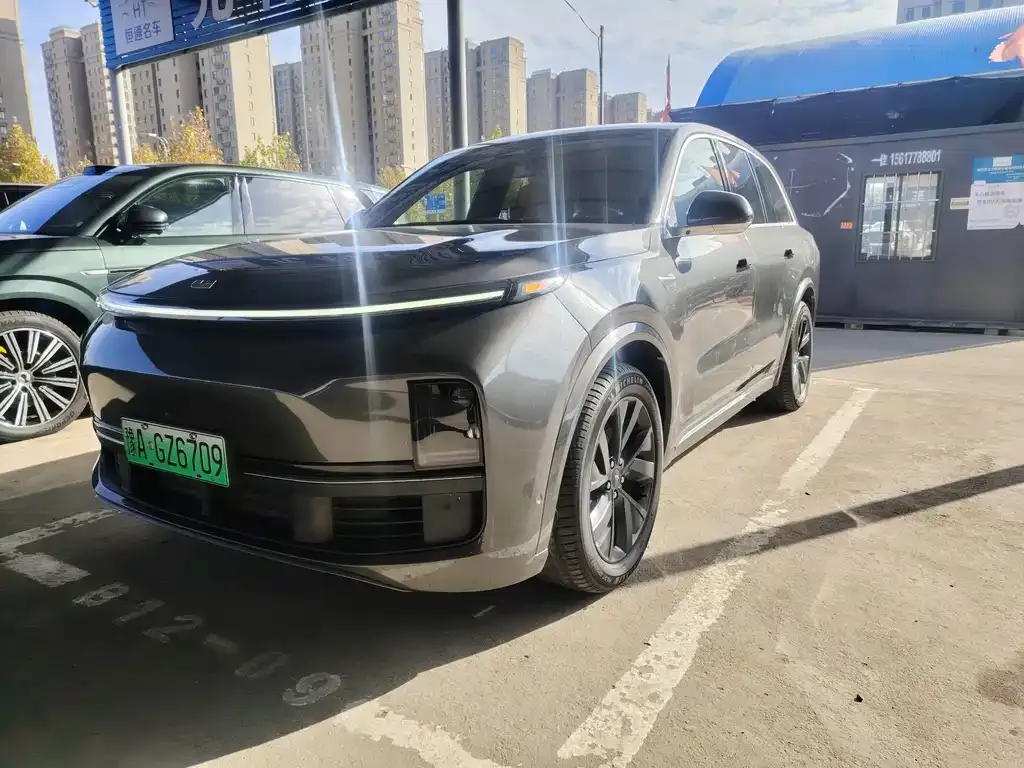 Li Auto L8 2023 из CN, фото 1