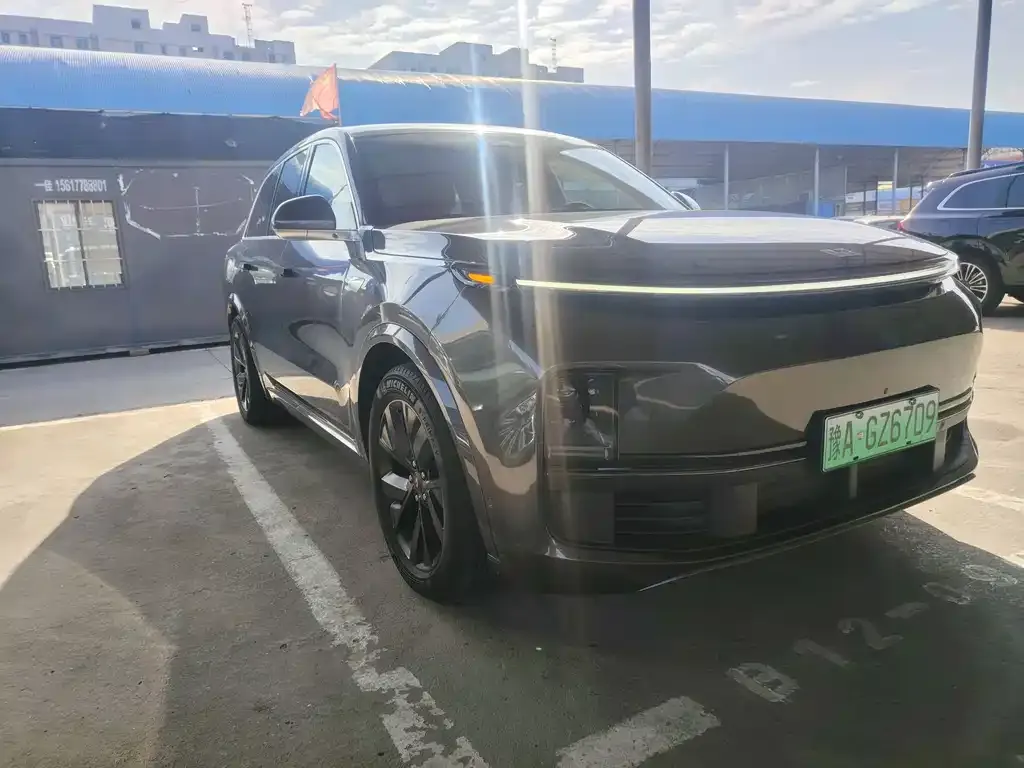 Li Auto L8 2023 из CN, фото 3