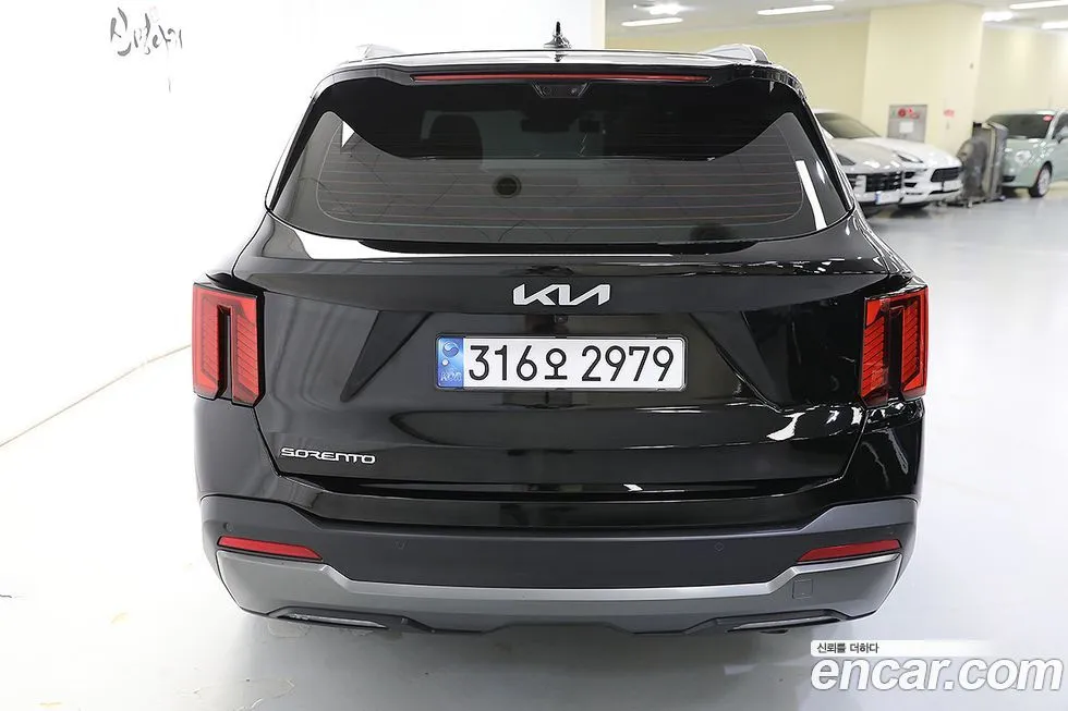 Kia Sorento — фото 5