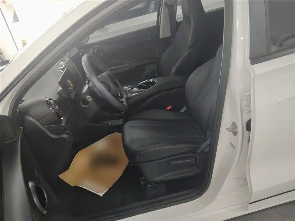 BYD e2 2024 из CN, фото 9
