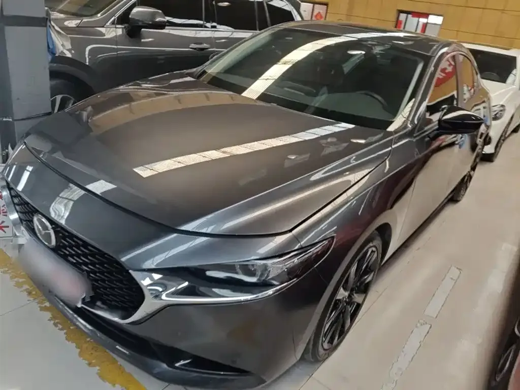 Mazda 3 Axela 2024 из CN, фото 2