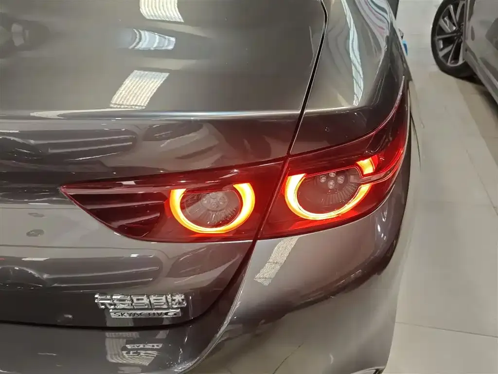 Mazda 3 Axela 2024 из CN, фото 8
