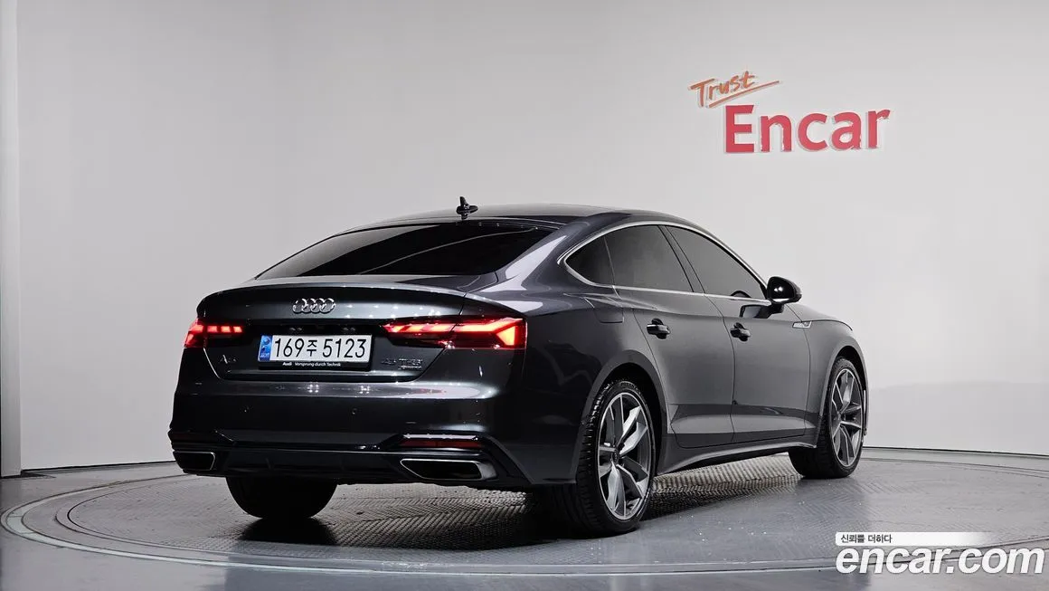 Audi A5 2023 из KR, фото 2