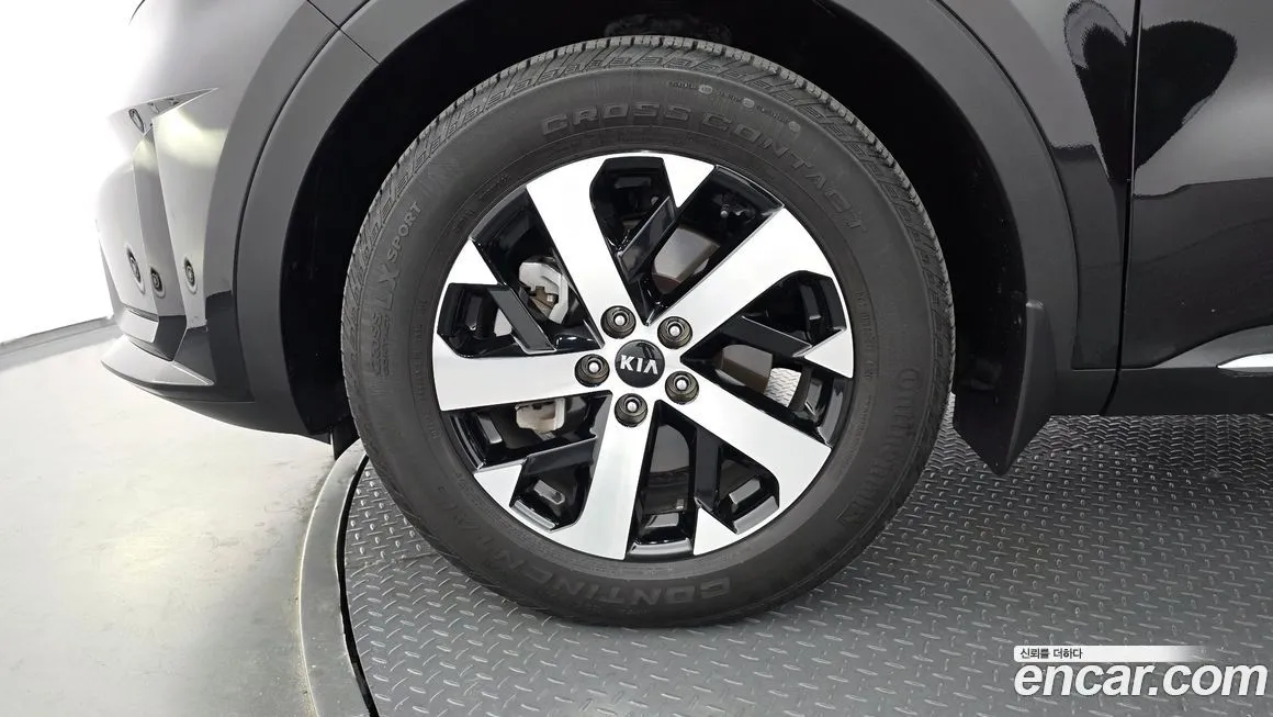 Kia Sorento — фото 5